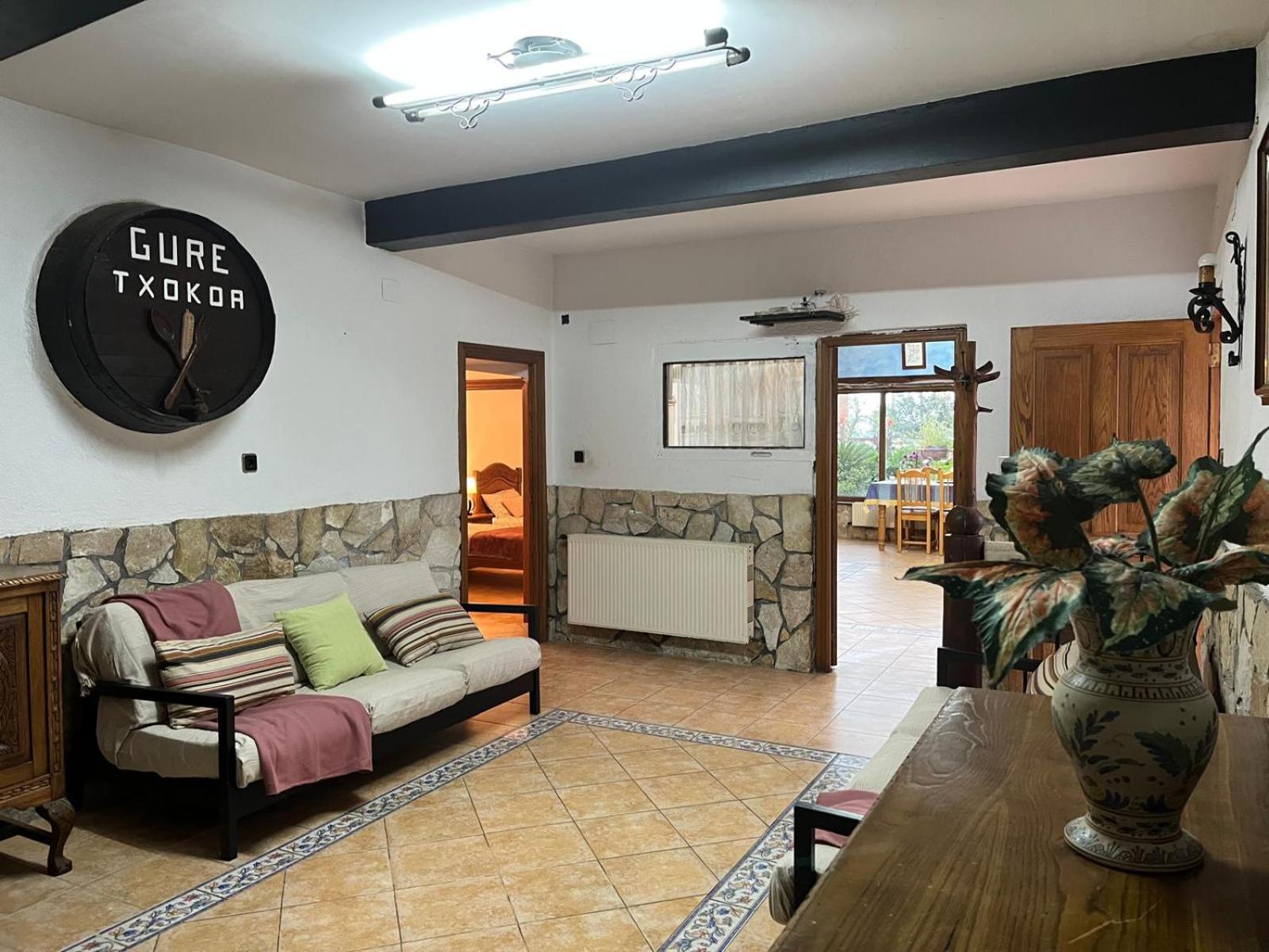 Apartamento Bilbo Near Atico Rural Con Terraza Basauri Exterior foto