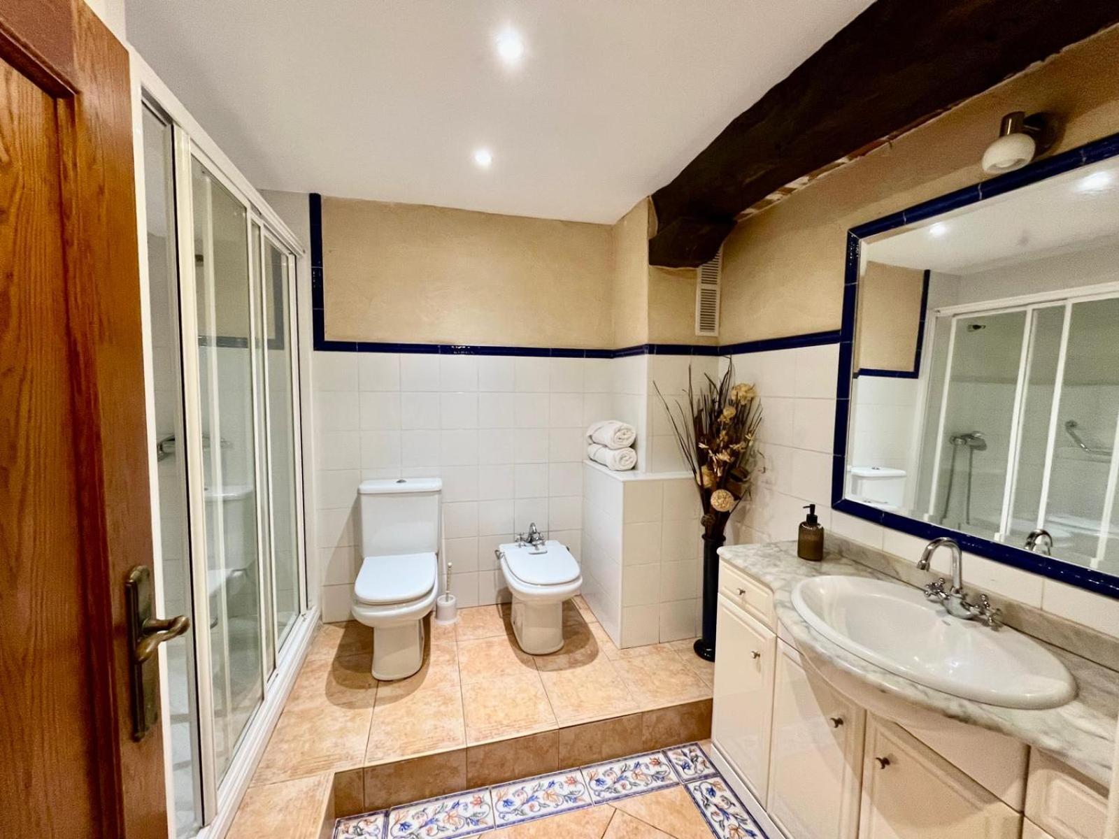 Apartamento Bilbo Near Atico Rural Con Terraza Basauri Exterior foto